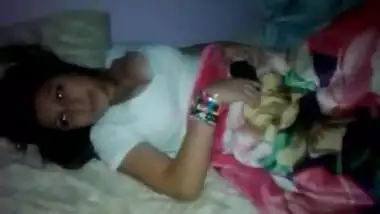 Desi wife hj hubbys cock and hubby playing with wifes boobs