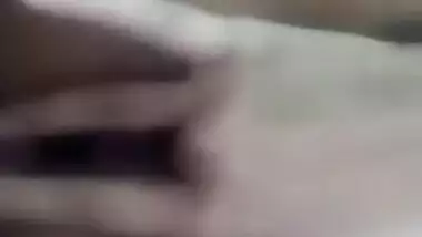 Sexy Teen girl making her selfie nude bath video