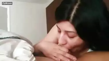 Beautiful Pakistani Wife Blowjob – Movies