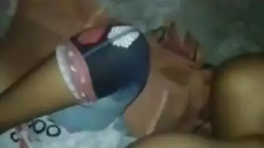 Desi village girl fucking with her lover in room