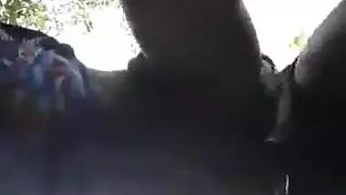 Desi village bhabhi outdoor fucking with boyfriend