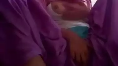 Indian Teen Fingering And Exposing Virgin Boobs