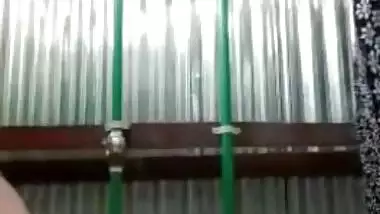 Sexy pakistani Girl nude Bathing