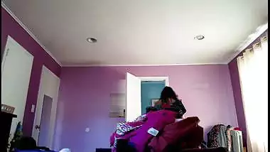 Spying on matured desi aunty dressing in bedroom