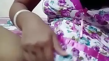 Wet Hairy Indian Pussy – Movies