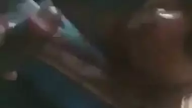 Chennai lady gives a Tamil blowjob to her lover