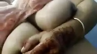 Village bhabhi making video for lover