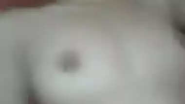 For income Desi MILF has XXX chudai with her horny boss on camera