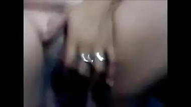 Desi Nitu bhabhi masturbating