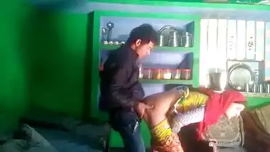 Dehati Marwadi Bhabhi Sneaky Sex With Lover In Kitchen
