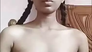 Desi Cute Sexy Girl Showing On Vc