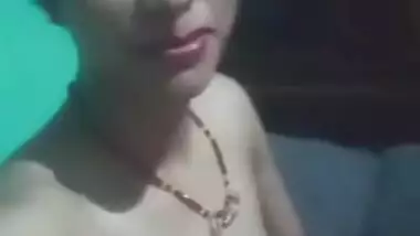 Village Bhabhi making video for lover