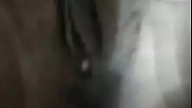 Cam girl Neha boob grope and pussy showing live show