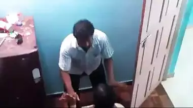 Cheating house wife romantic session gets recorded