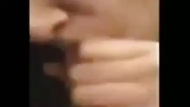 Sexy Pakistani Girl Zainab Ali Leaked Sex Vid -...