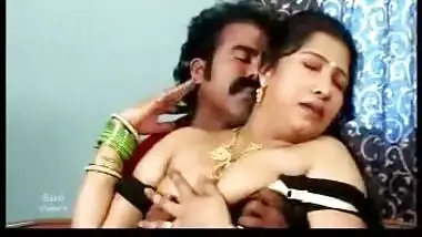 Delicious Mallu Aunty 2 - Movies.