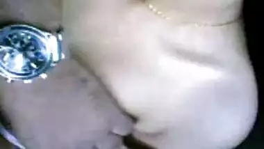 Hot Delhi Girl’s Car Sex MMS