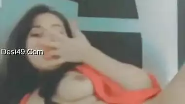 Today Exclusive- Cute Desi Girl Enjoy With Dildo