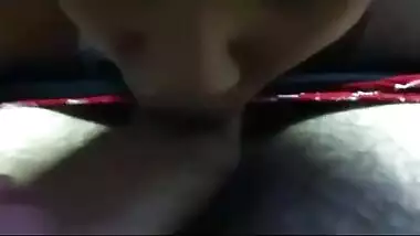 Desi college girl gives an amazing blowjob to a foreigner