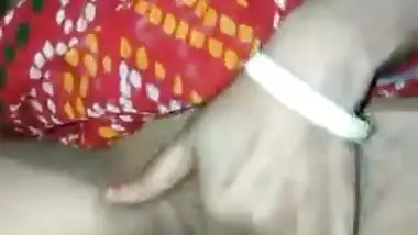 Horny sonam bhabhi showing boobs fingering pussy and ready for fuck