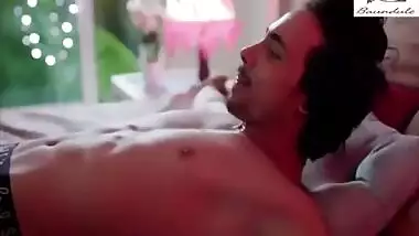 Indian Girl Has Bedroom Romance With Her Friend
