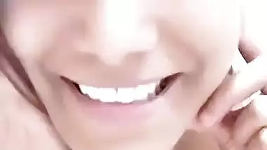 Poonam Pandey webinar on covid – Uncut nipple slip