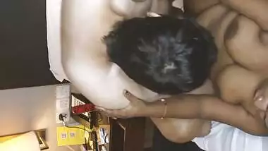 Desi threesome slut fucking video