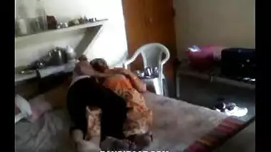 Indore sexy bhabhi having affair with neighbor