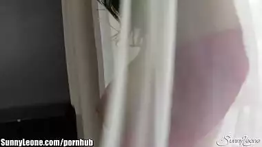 SunnyLeone Sunny Leone is in Las Vegas! Check...