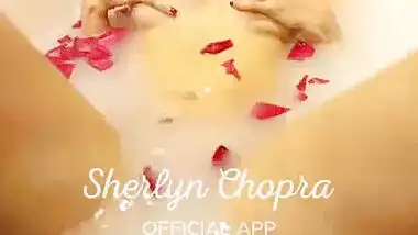Sherlyn Chopra 2