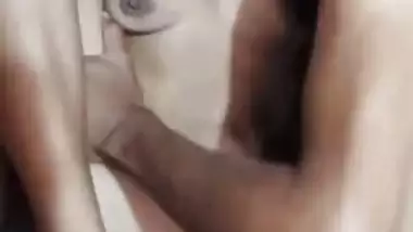 Bangladeshi Desi slut pleases client via XXX fucking in missionary pose