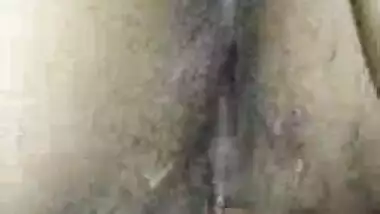 Desi Indian Slut Wife Wet Pussy Fingering by his Lover