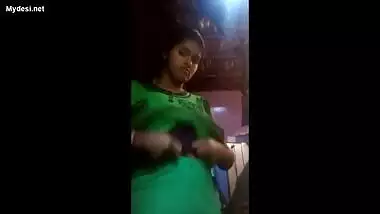 Cute tamil school girl showing boobs