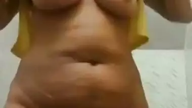 Super Beautiful Girl Nude Selfie