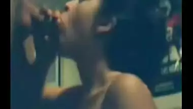 Cute Girlfriend Giving Blowjob For The First Time