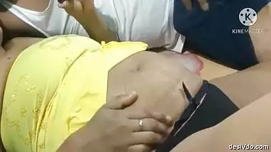 Sexy Desi Bhahbi Fingering and Fucking 3 Clips Part 1