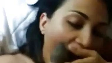 Indian escort girl sucking customer dick in hotel