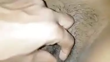 Indian desi Hyderabad wife fingering pussy with boy friend