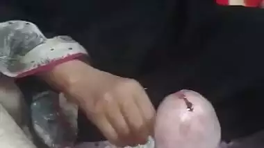 Desi indian girl handjob