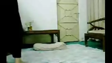 Horny Punjabi house wife caught fucking on