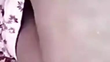 Desi video call bhabhi showing boobs and pussy