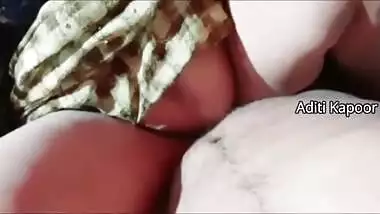 One more new girl romantic hot bedroom scene making video