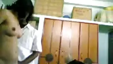 Chennai Indian wife Oral job and Foreplay With hubby