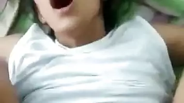 Sri Lankan Slim Cutie Getting Fucked So Deep and Her Face Reveals How Deep His BF’s Dick is Inside Her