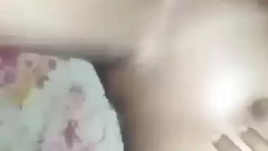 Desi girl fucking hard with moans viral porn