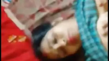 Husband shoots his desi xxx MMS with his busty wife