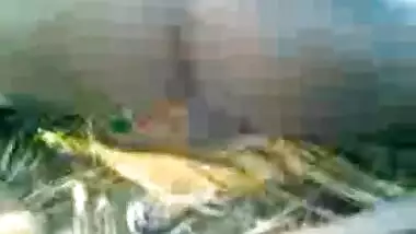 Bhai Bahan ne gaon ke jungle me jam kar chut chudai ki