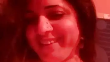 Desi Bhabhi With Huge Melons 2