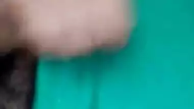 Desi indian hotwife slut priya kaur giving husband blowjob in the car