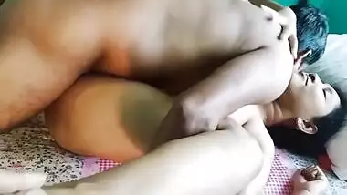 Happiness is when the Desi housewife enjoys hubby's XXX pepperoni